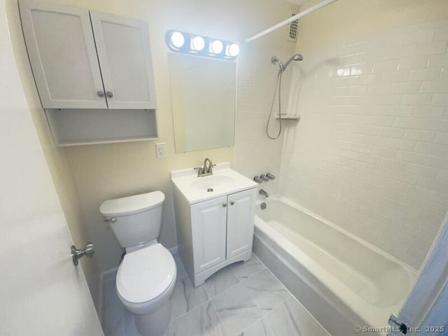 2600 Park Avenue 6H, Bridgeport, CT 06604