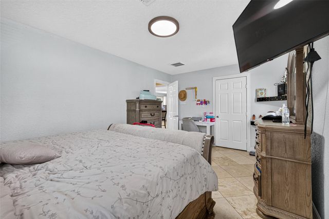 8822 Sultan Drive, Houston, TX 77078