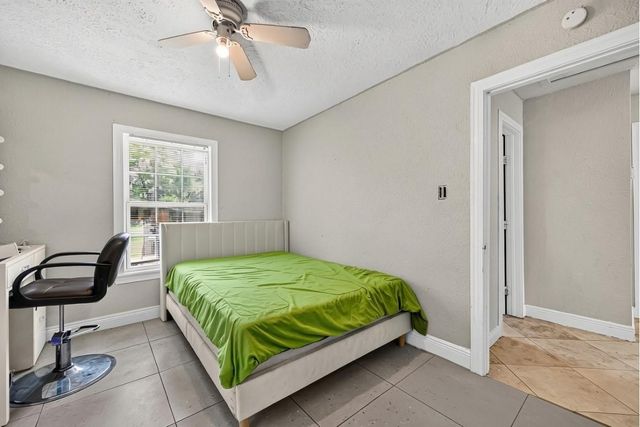 8822 Sultan Drive, Houston, TX 77078