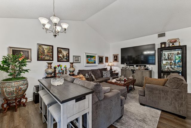 6674 Montego Bay Boulevard D, Boca Raton, FL 33433