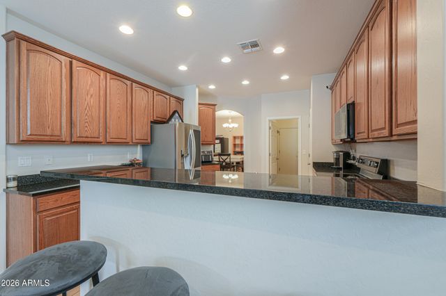 42519 W CHEYENNE Drive, Maricopa, AZ 85138