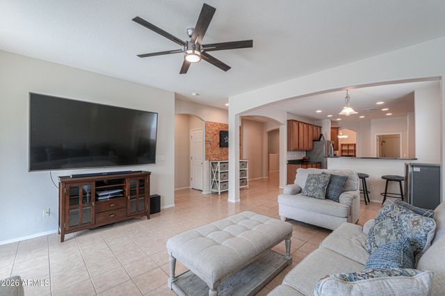 42519 W CHEYENNE Drive, Maricopa, AZ 85138