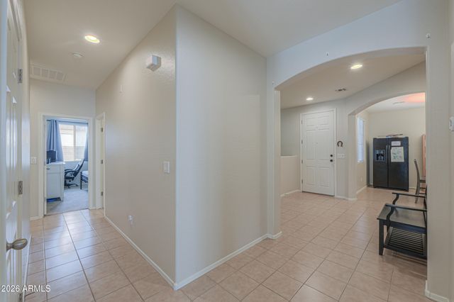 42519 W CHEYENNE Drive, Maricopa, AZ 85138