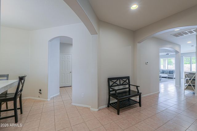 42519 W CHEYENNE Drive, Maricopa, AZ 85138