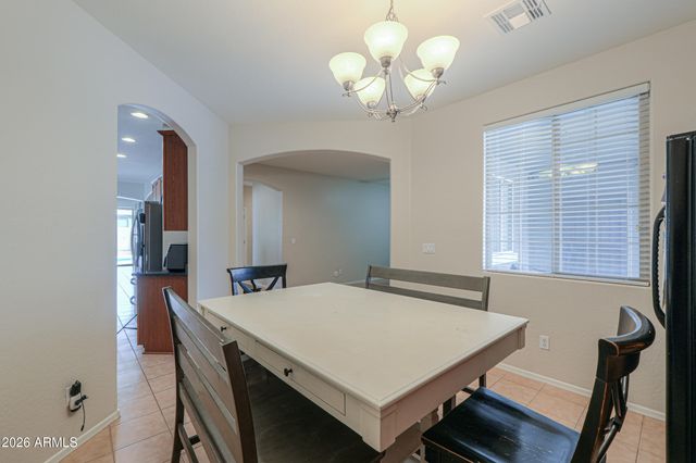 42519 W CHEYENNE Drive, Maricopa, AZ 85138