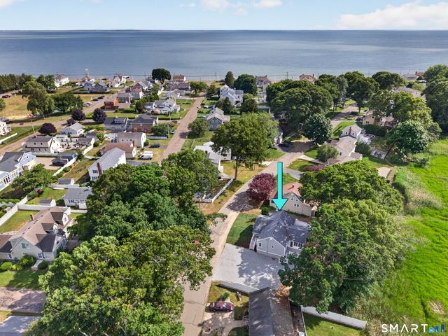 37 Woodland Drive, Old Saybrook, CT 06475