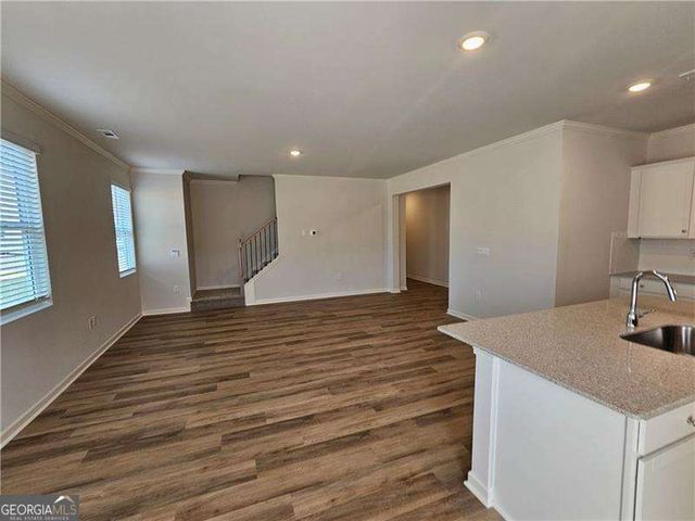27 Berryville Dr, Dawsonville, GA 30534
