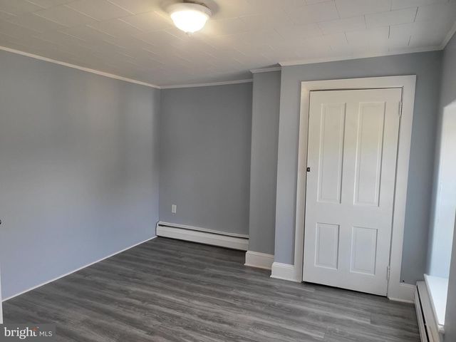 830 COLUMBUS RD, Burlington, NJ 08016