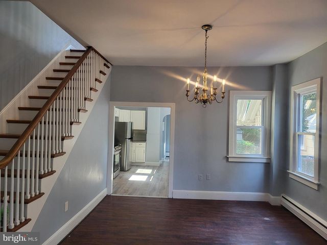 830 COLUMBUS RD, Burlington, NJ 08016