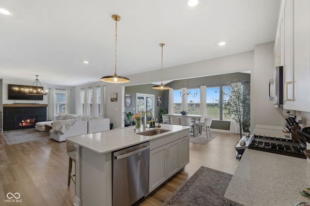 4956 S Canton Circle, New Palestine, IN 46163