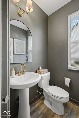4956 S Canton Circle, New Palestine, IN 46163