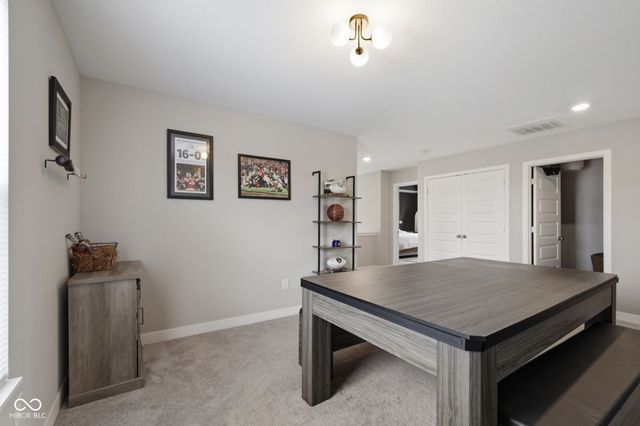 4956 S Canton Circle, New Palestine, IN 46163