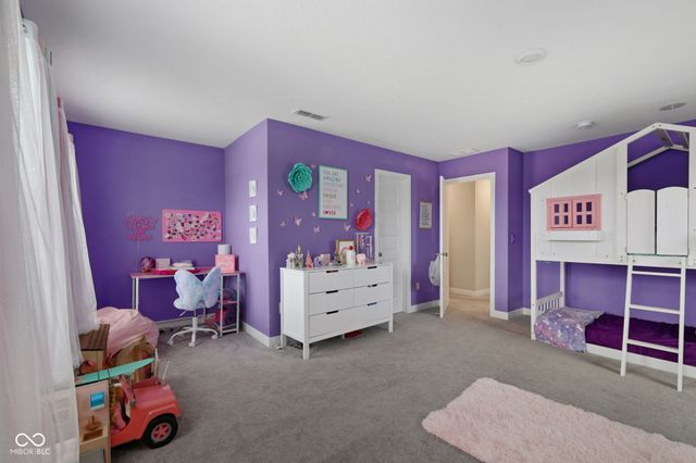4956 S Canton Circle, New Palestine, IN 46163