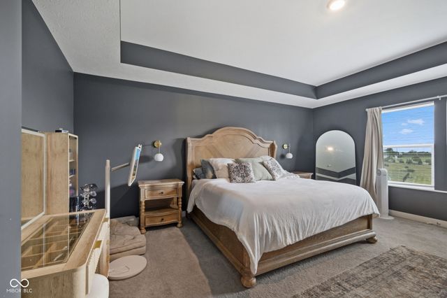 4956 S Canton Circle, New Palestine, IN 46163