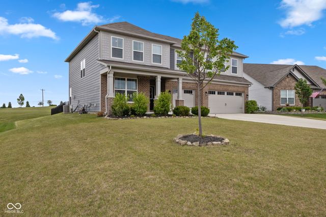 4956 S Canton Circle, New Palestine, IN 46163