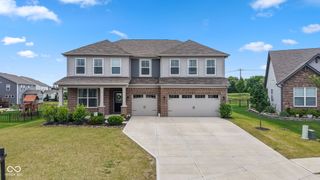 4956 S Canton Circle, New Palestine, IN 46163