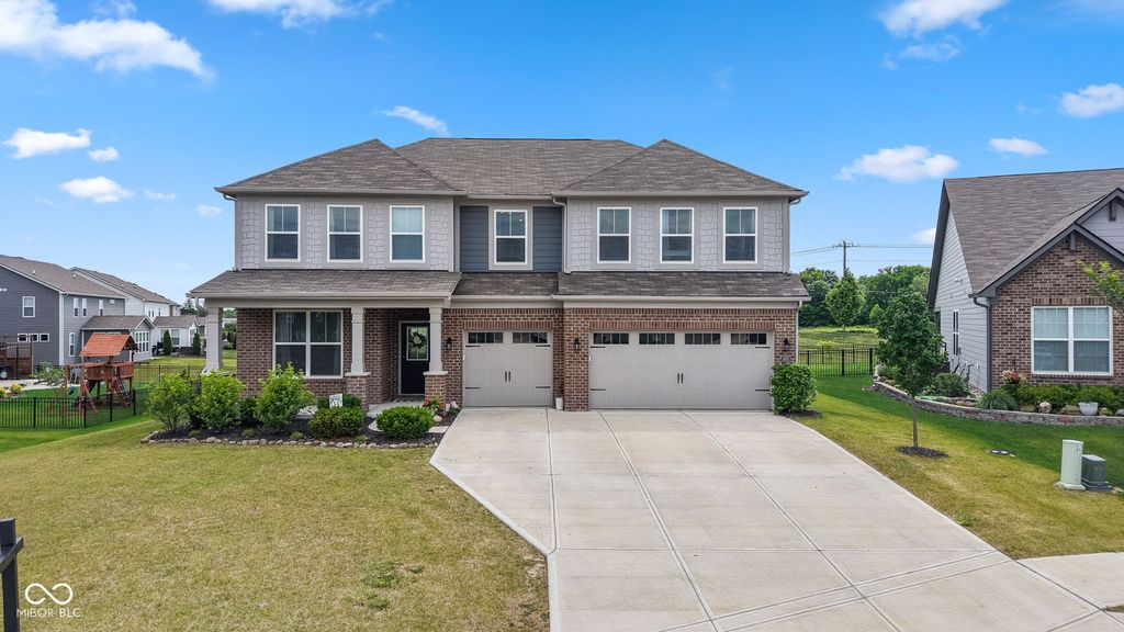 4956 S Canton Circle, New Palestine, IN 46163