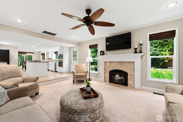 14029 232nd Avenue SE, Issaquah, WA 98027