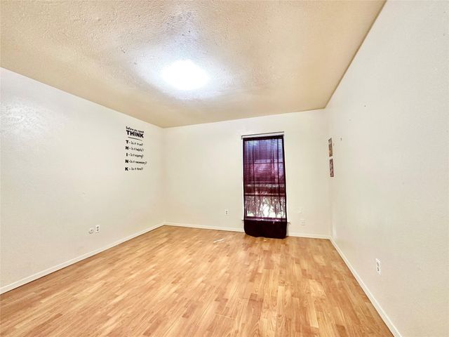 2406 Jo Lyn Lane, Arlington, TX 76014