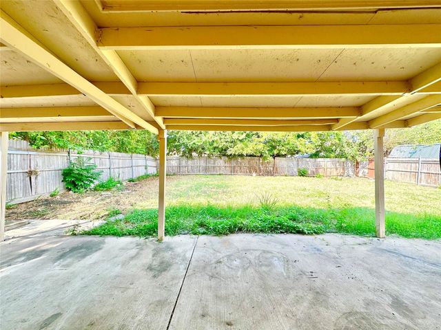 2406 Jo Lyn Lane, Arlington, TX 76014