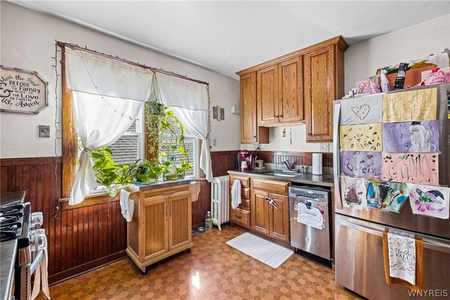 20 Beaumaris Place, Buffalo, NY 14207