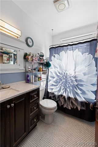 20 Beaumaris Place, Buffalo, NY 14207