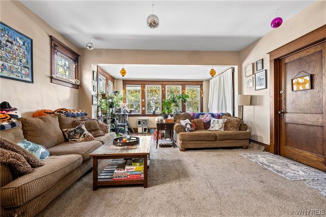 20 Beaumaris Place, Buffalo, NY 14207