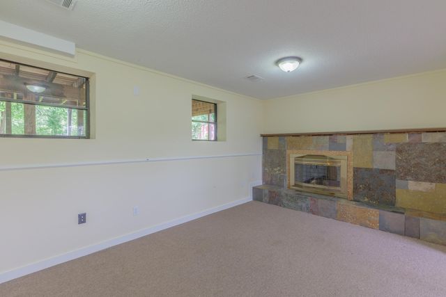 836 S Valleywood Circle, Hixson, TN 37343