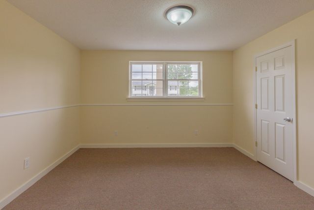 836 S Valleywood Circle, Hixson, TN 37343