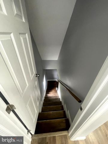 4905 MIDWOOD AVE, Baltimore, MD 21212