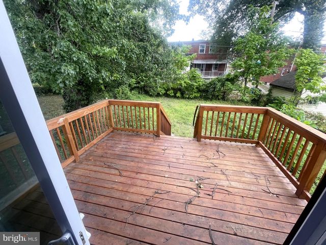 4905 MIDWOOD AVE, Baltimore, MD 21212