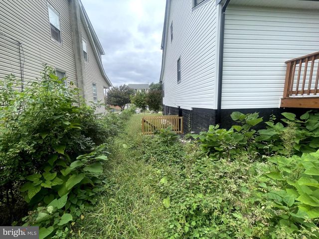 4905 MIDWOOD AVE, Baltimore, MD 21212