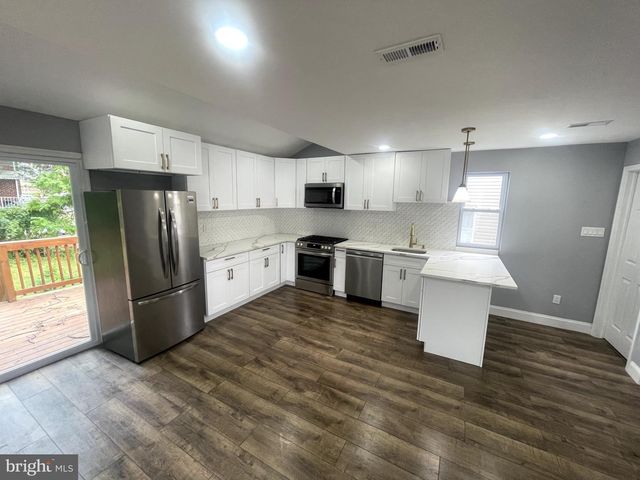 4905 MIDWOOD AVE, Baltimore, MD 21212