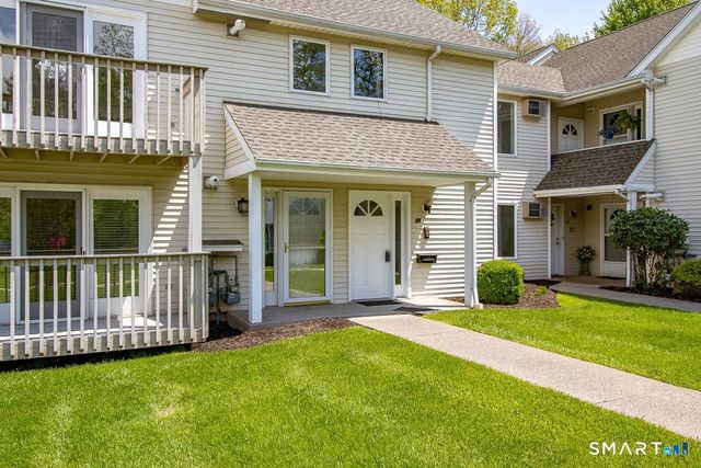 29 Millbrook Court 29, Newington, CT 06111