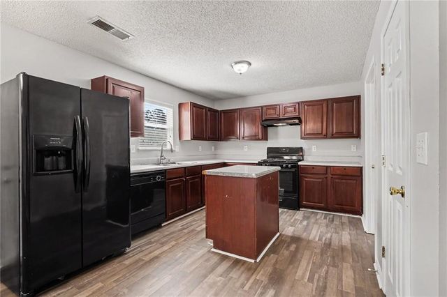 2020 Sweet Bay Drive, Villa Rica, GA 30180