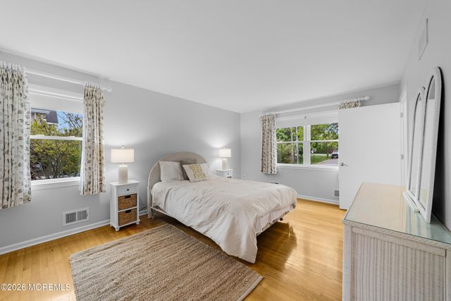 14 Harbor View Drive, Atlantic Highlands, NJ 07716