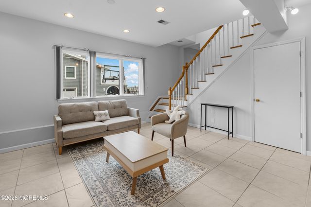 14 Harbor View Drive, Atlantic Highlands, NJ 07716