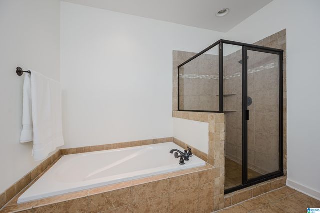 1584 JAMES HILL DRIVE, Hoover, AL 35226