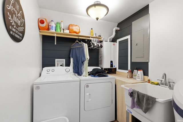 2970 W Park Drive, Huntington, IN 46750