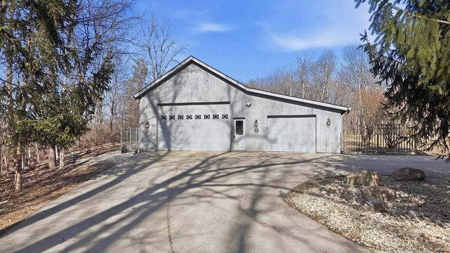 2970 W Park Drive, Huntington, IN 46750