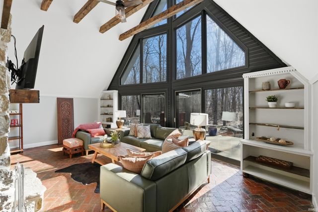 2970 W Park Drive, Huntington, IN 46750