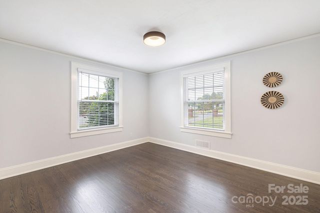 7 Forest Avenue, Granite Falls, NC 28630