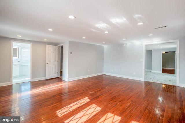 104 RIDGE AVE, Baltimore, MD 21227