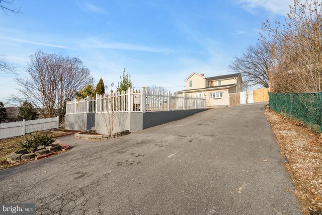 104 RIDGE AVE, Baltimore, MD 21227