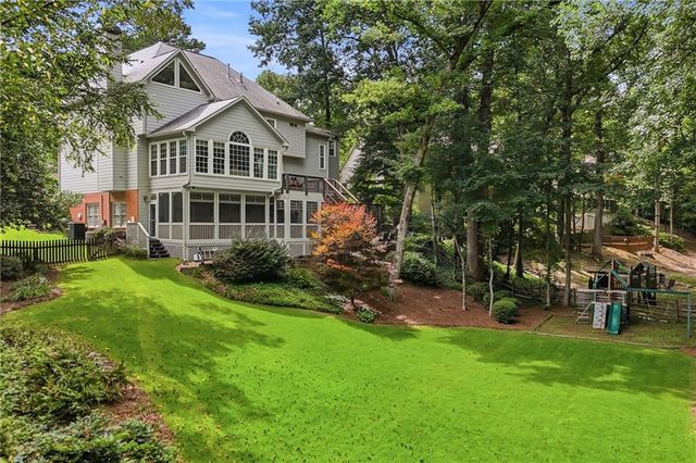 4865 Parkland Trail NE, Roswell, GA 30075
