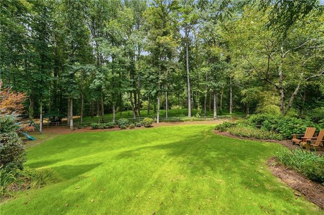 4865 Parkland Trail NE, Roswell, GA 30075