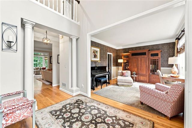 4865 Parkland Trail NE, Roswell, GA 30075