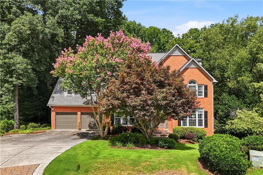 4865 Parkland Trail NE, Roswell, GA 30075