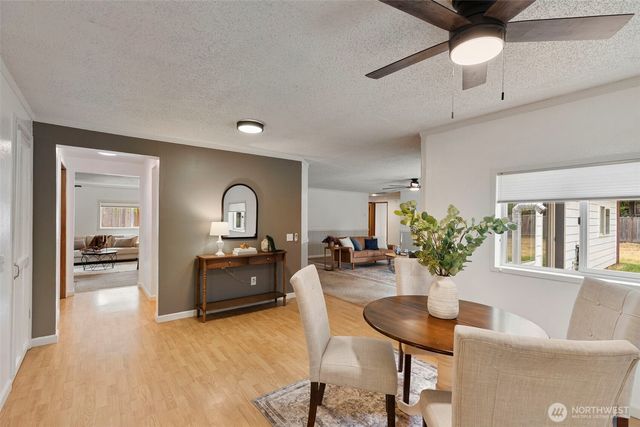 15420 Sidney Road SW, Port Orchard, WA 98367