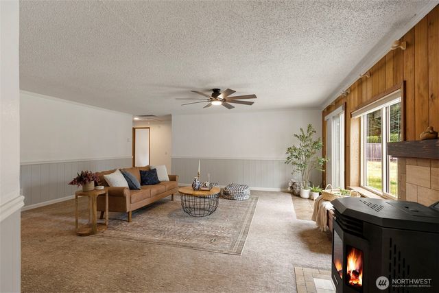 15420 Sidney Road SW, Port Orchard, WA 98367